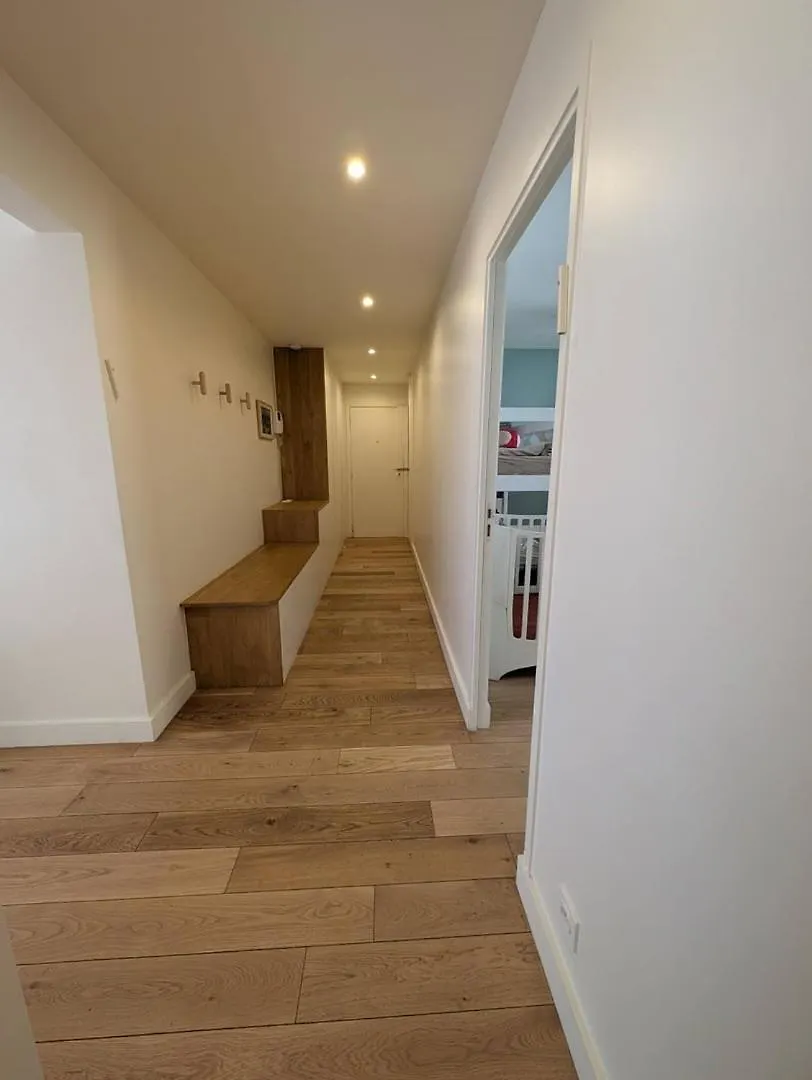 Hidden Gem In The Heart Of Paris' 11Th District Apartment