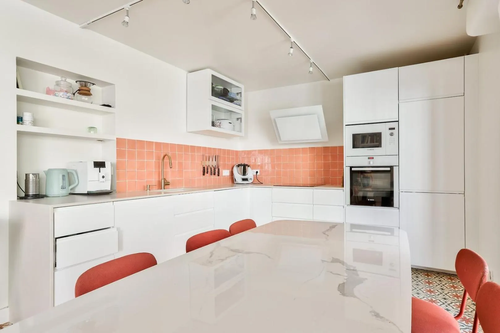 Hidden Gem In The Heart Of Paris' 11Th District Apartment  Paris
